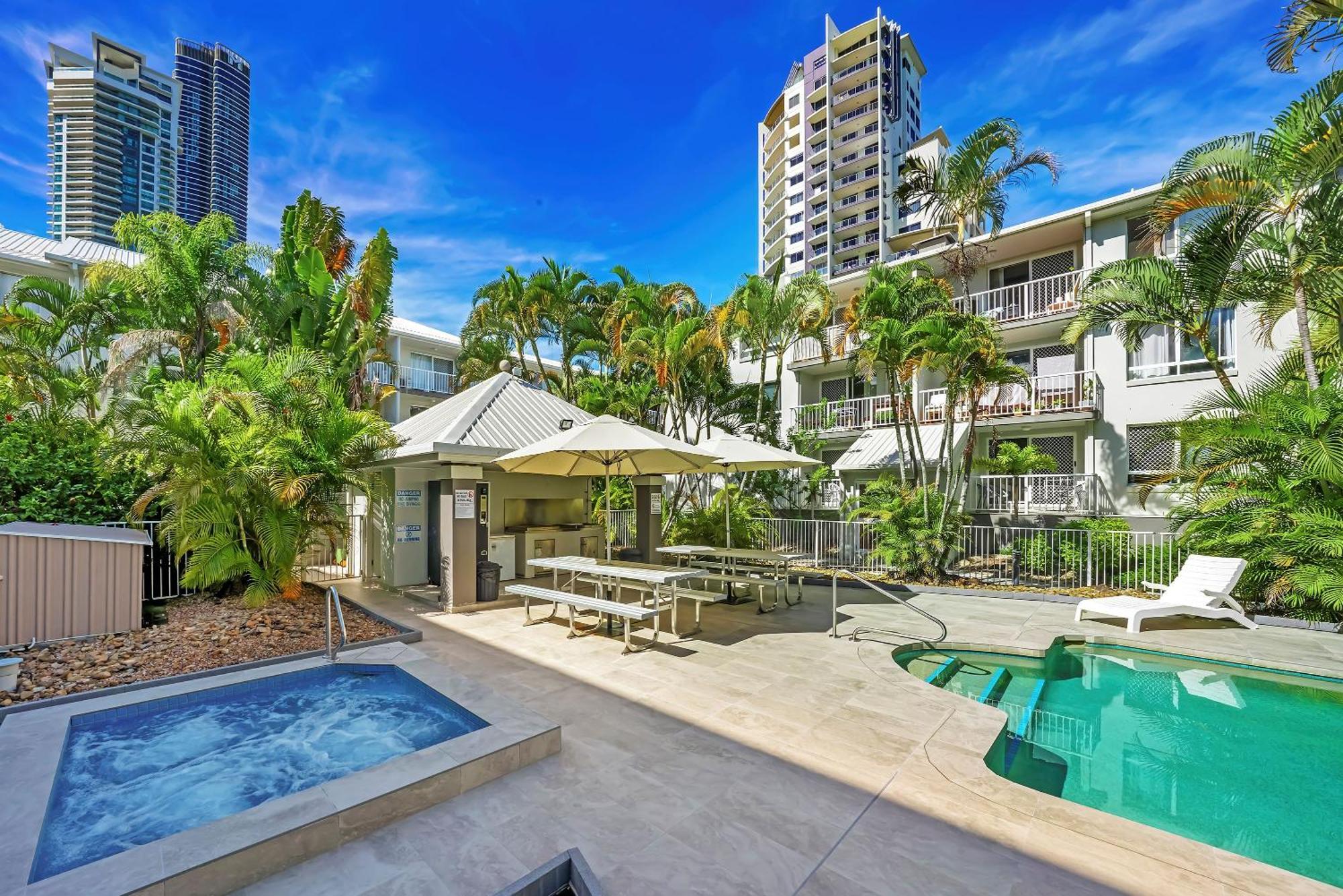 Bay Lodge Apartments Gold Coast Exterior photo