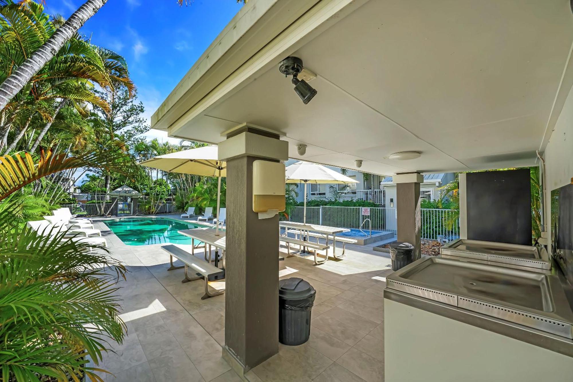 Bay Lodge Apartments Gold Coast Exterior photo
